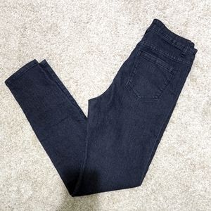 Dark blue black jeggings denim jeans from Forever 21. Size 29. New!